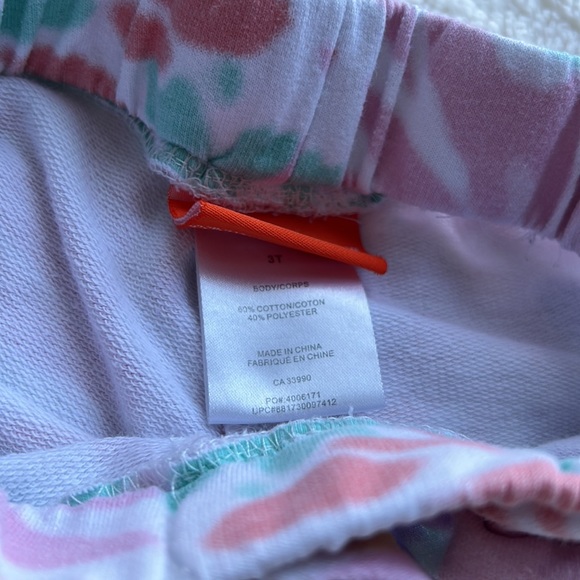 Size 3T shorts - Picture 2 of 4